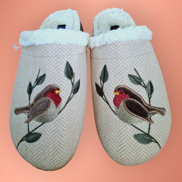 Land'sEnd sherpa bird embroidered slippers size 9 - Picture 1 of 8
